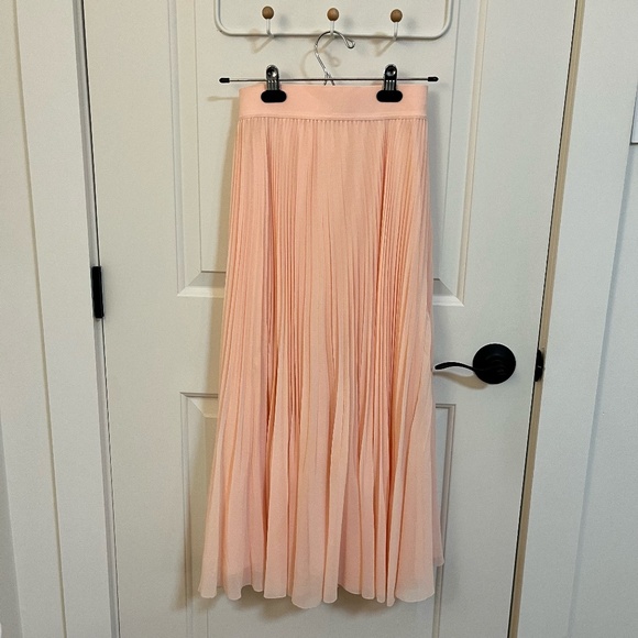 Aritzia Wilfred Twirl Skirt - Picture 1 of 6